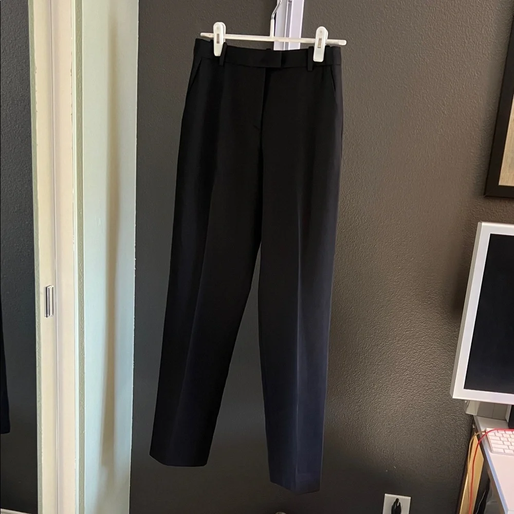 Giorgio Armani, EU 40 (US 2), Black Dress Pants, Great condition - Picture 1 of 7